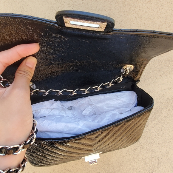 Sara Burglar Black Chevron Quilted Leather Flap Bag Purse - Picture 5 of 5